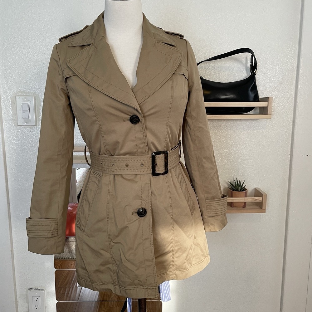 Banana Republic XS Petite Classic Tan Trench Coat Removable Liner‎ Pockets